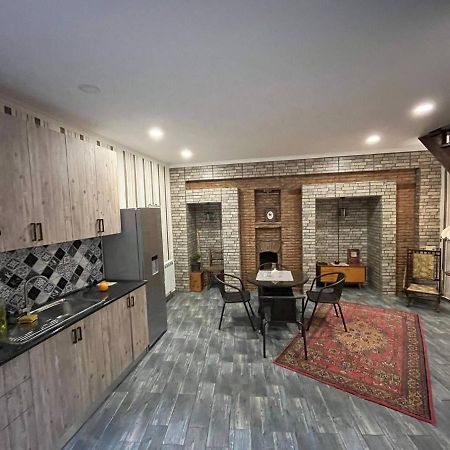 Home Away Home In Heart Of Tbilisi Exterior foto